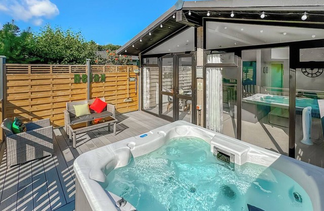 1 bedroom accommodation in Raywell, Beverley