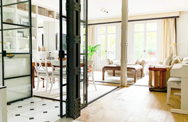 Elegant Family Retreat Steps from Retiro park and Atocha.