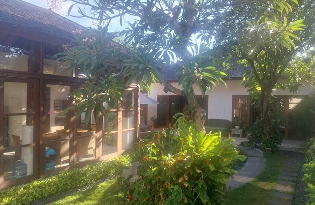 Premier Location with Peace and Privacy 3 Min Walk to Beach and Icon Mall