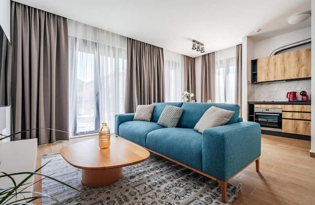 Cozy 2-bedroom apartment in charming Risan with AC