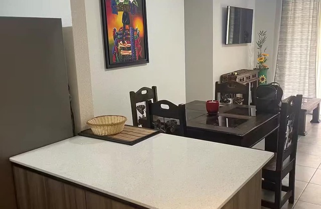 Comfortable & Newly furnished Apt.