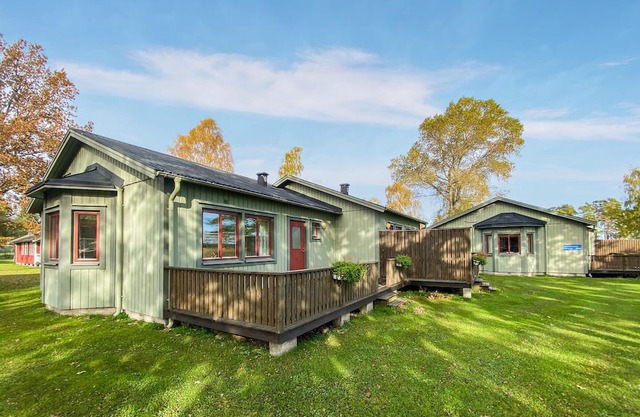 2 bedroom amazing home in Byxelkrok