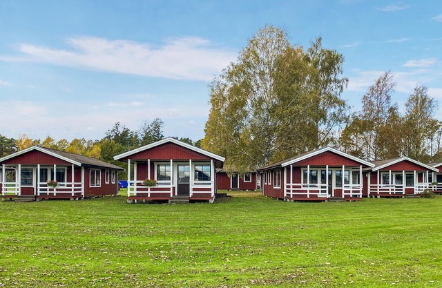 Gorgeous home in Byxelkrok with WiFi