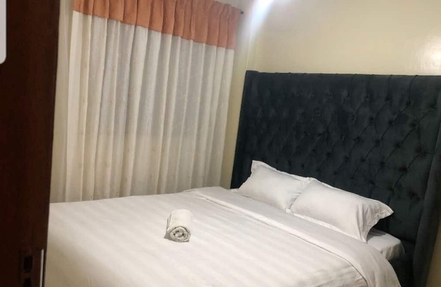 A 1 bedroom apartment with spacious, completely furnished and stunning view