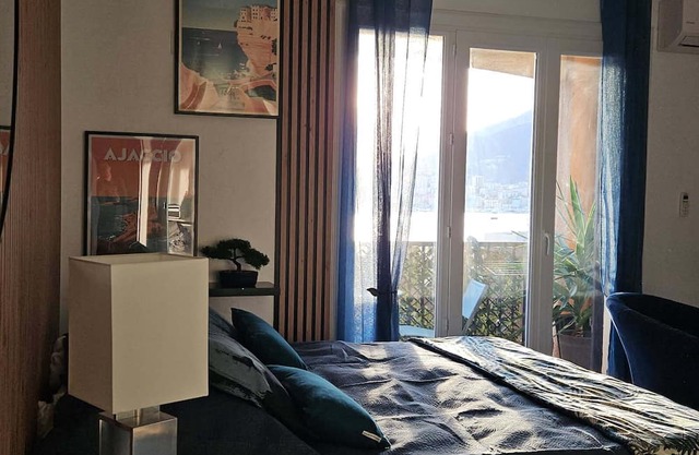 Charming studio near the beach