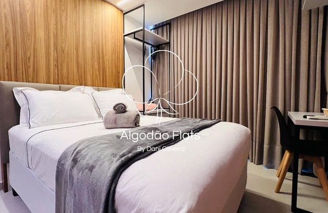 Breeze 317 Feet in the Sand - Cotton Flats By Dani Oliveira