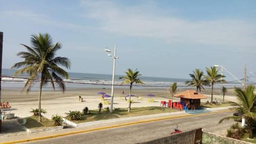 Pousada pé na areia em Mongaguá