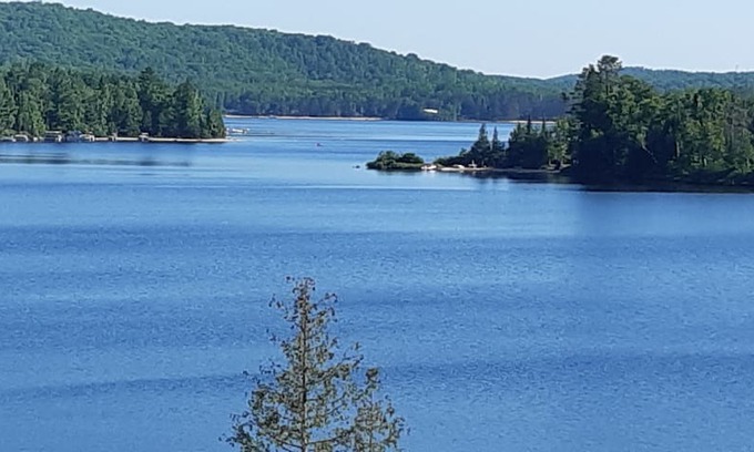 Lake St. Peter Cabin | Welcome to The Laughing Moose Lodge.