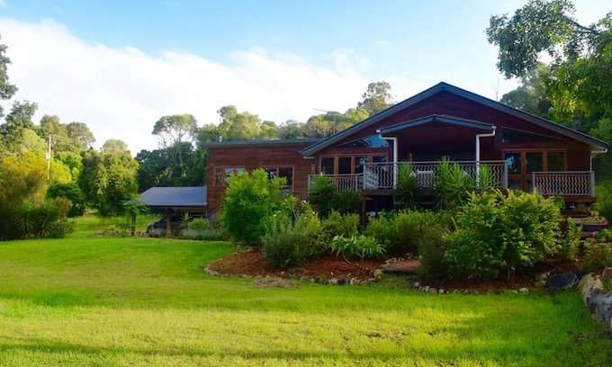 Kents Pocket Villa | Sandstone Retreat