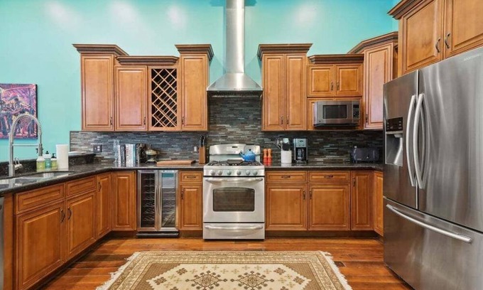 Faubourg Marigny House | Eclectic Art House w Pool, Steps from FQ 5br|4ba