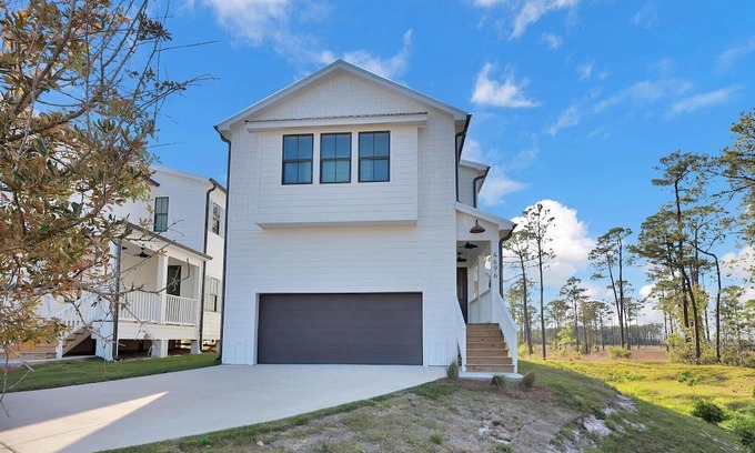Orange Beach House | Shvilla -3BD/2.5BA Home w/ Amazing Bay View & Pool