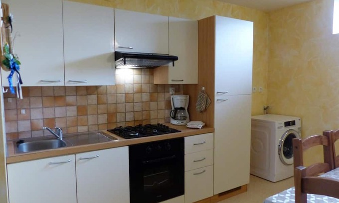 Saint-Palais Apartment | Apartment Saint-Palais (Allier), 2 bedrooms, 6 persons