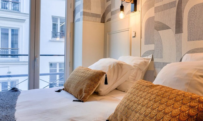 Bonne-Nouvelle Apartment | Urban Flat 13 - Lovely 2 BDR Flat in Center of Paris
