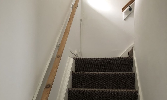 St Helens House | Two bedroom house , in a lovely neighbourhood, with a lot amenities around