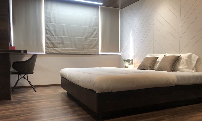 Mahim Apartment | Luxurious Sea View Apartment near Mahim Church, Raheja Hospital, 1BKC.