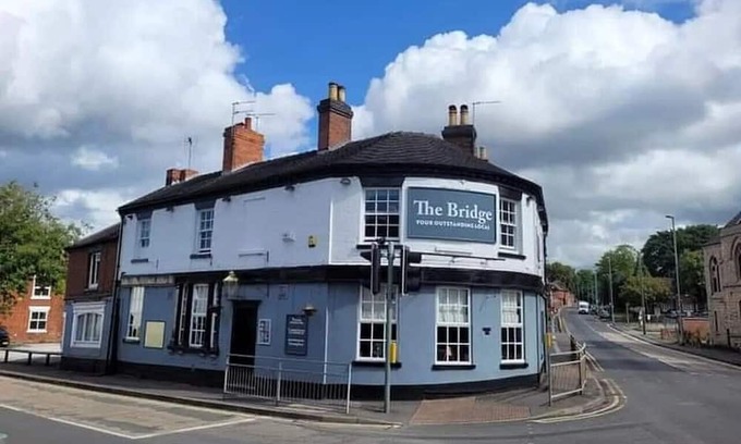 Stone Bed & Breakfast | The Bridge Inn