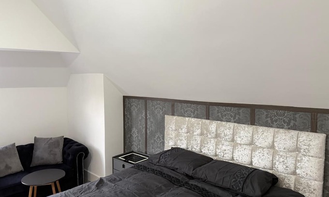 Broad Oak Apartment | Aspendos Hotel