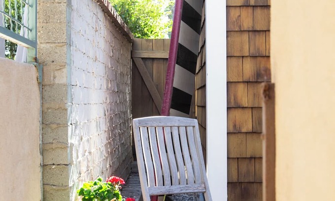 Tree Section House | Sand Section Manhattan Beach House