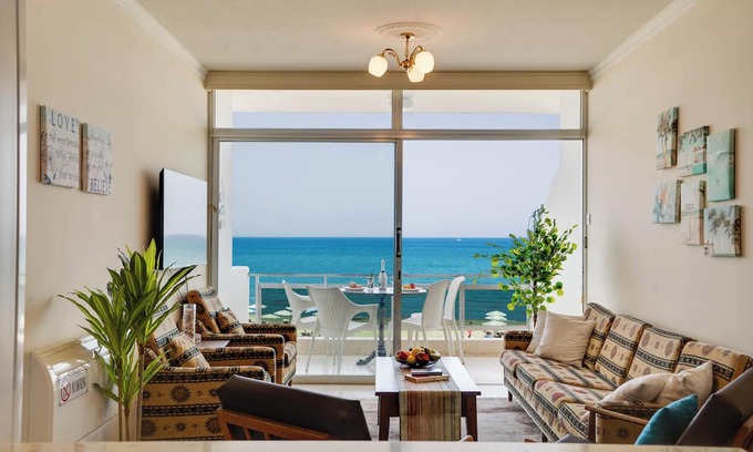 Larnaca Apartment | Makenzy Sandy Beachfront Paradise