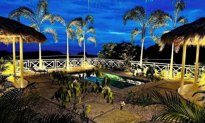 Samara House | SAMARA SUITES-LODGE CHORA