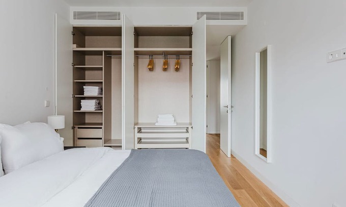 Alto do Pina Apartment | Blueground | Areeiro, w/d, a/c, swimming pool