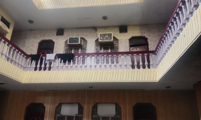 Taj Ganj Cabin | Raj Home Stay Near Taj Mahal