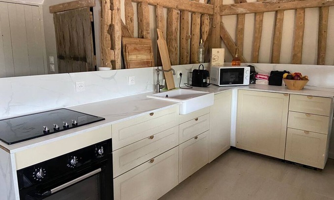 La Lande-Saint-Leger House | Le Paradis Perdu