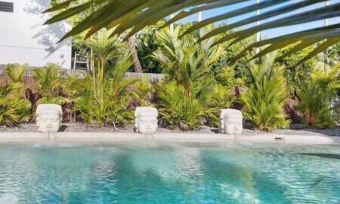 Clifton Beach Apartment | Clifton Beach Bliss 2BR Apartment, 300m to BEACH