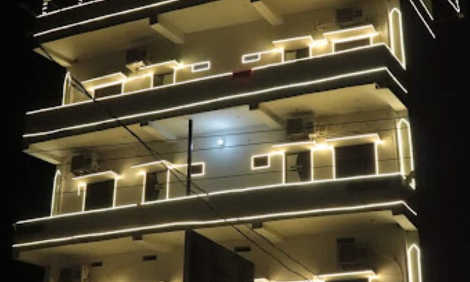 Bettiah Hotel | Vishnu utsav bhawan Gonauli