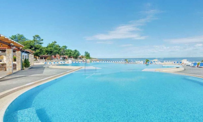 Monterol Apartment | Holiday apartment With air conditioning and WiFi