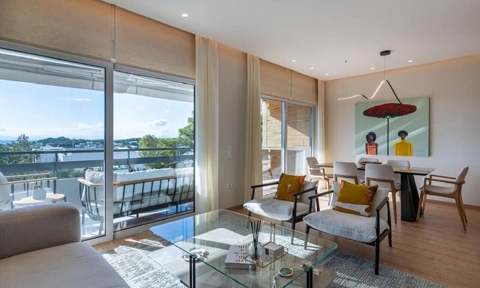 Vouliagmeni Apartment | Mountain 2 Sea Luxury Getaway Vouliagmeni