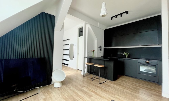 Wiesbaden Apartment | Super central, quiet design apartment in a historic building