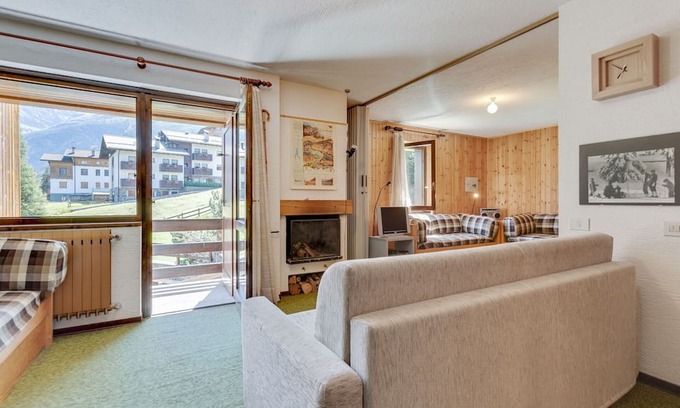 Santa Caterina Valfurva Apartment | Apartment in Santa Caterina with 1 bedrooms sleeps 4