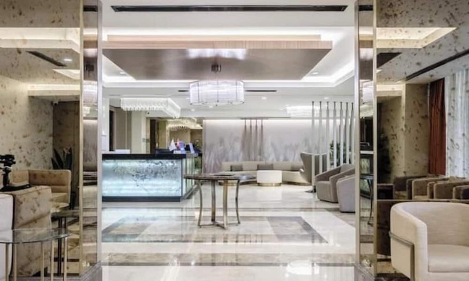 Basaksehir Apartment | Fern - Stunning 1BR Condo w Terrace View & Parking