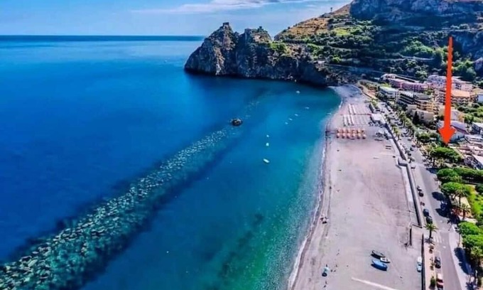 Sant'Alessio Siculo Apartment | apartment near taormina, sant'alessio siculo(me)