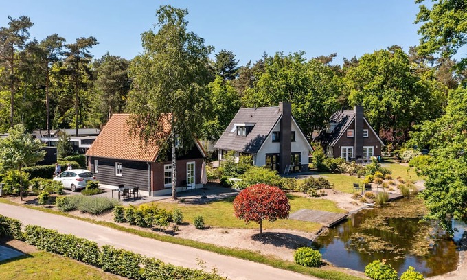 Lochem House | De Wiersse 8 by Interhome