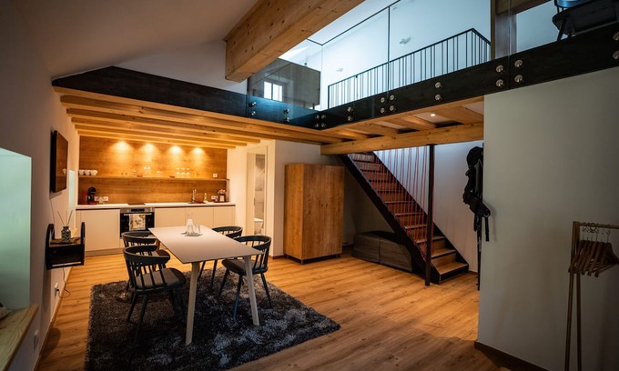 Saulgrub Apartment | Ferienwohnung "3 Hasen" im Forsthaus