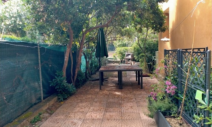 Giannella House | Holiday Home 'Residence Giannella - Gardenia 12' with Private Garden