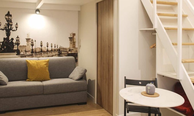 10th Arrondissement Apartment | Cosy love nest near Gare de l'Est