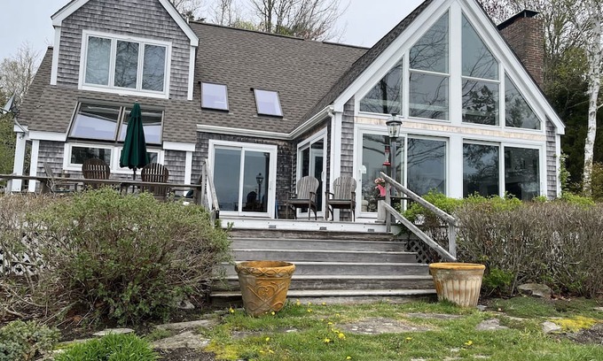 Blue Hill House | Sandpiper - 4 bedrooms, Rents Monthly Oct - June