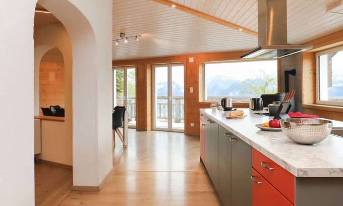 Vionnaz Apartment | Nice apartment for 6 people with WIFI, TV, terrace, pets allowed, panoramic view and parking