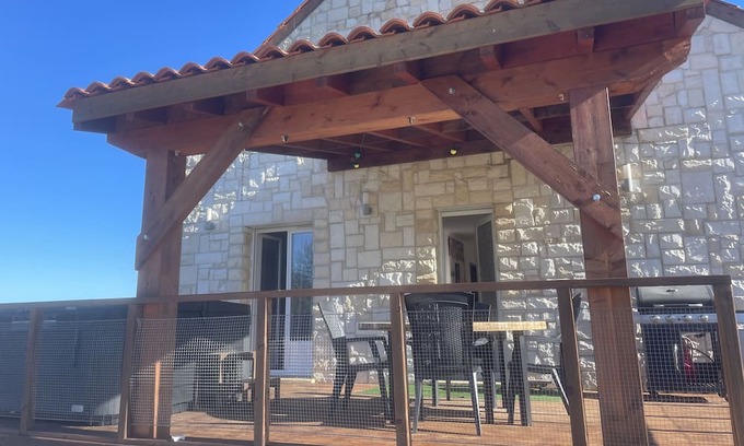 Saint-Cybranet House | Gîte des Vignes à Proximité des Châteaux