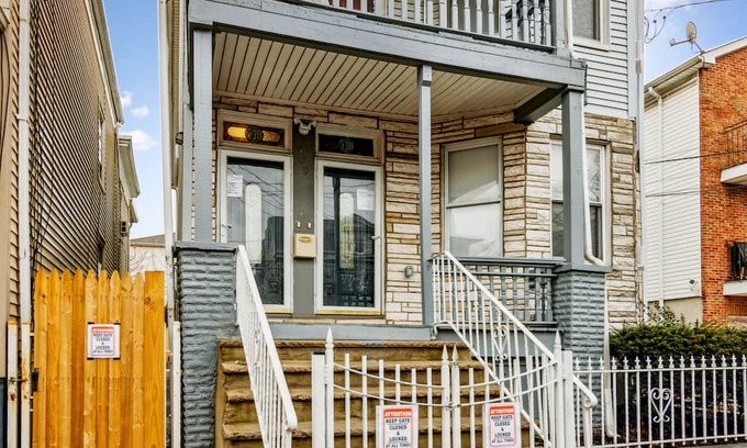 Elizabeth Apartment | Comfortable and Unique 1BED Apt in Elizabeth / Perfect location / 30min to NYC