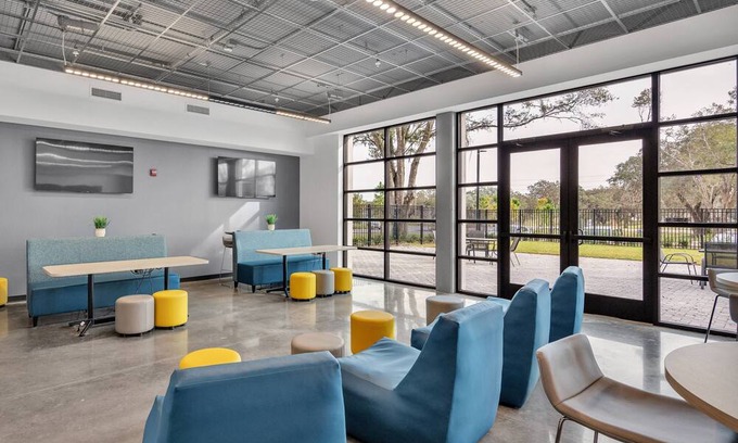 Zephyrhills West Apartment | Escape to our Vibrant 2BDR Getaway, Steps from Exquisite Wellness and Sports Amenities