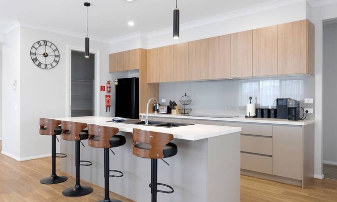 Coronet Bay House | Seascape Views in Coronet Bay