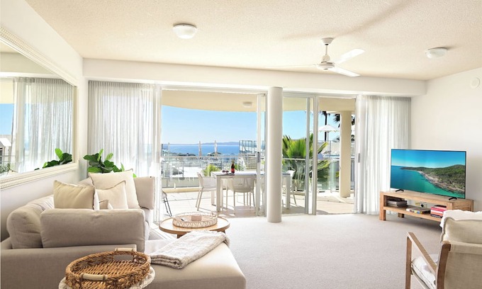 Noosa Heads Apartment | Noosa Crest Premium View Apartment 31 - Rest & Relax