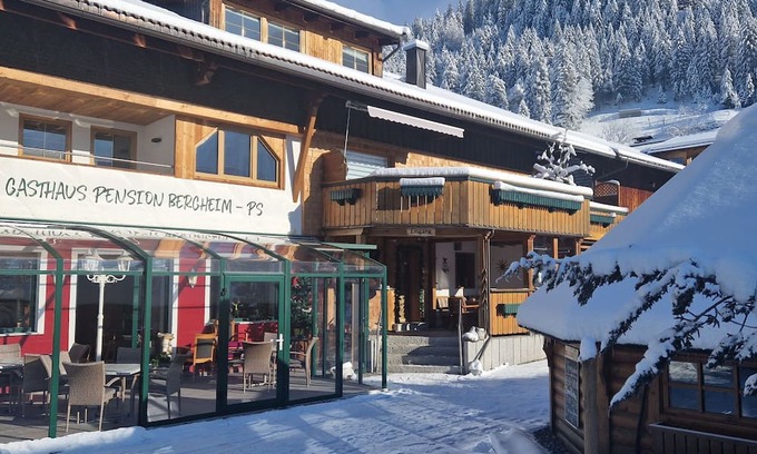 Tannheim Cottage | Komfortzimmer 6 - Gasthaus Pension Bergheim