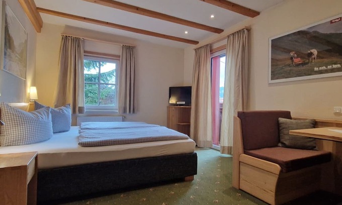 Tannheim Cottage | Komfortzimmer 2 - Gasthaus Pension Bergheim