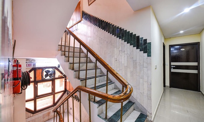 Patel Nagar Hotel | Fabhotel Swiss International