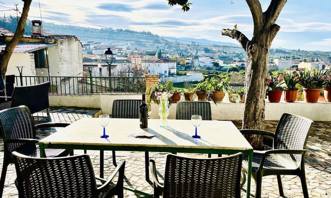 Alfacar House | Super Casa al Lado de Granada. Casa Ideal Para Familias y Amigos, Gran Terraza
